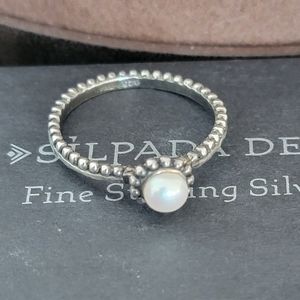 Silpada r2746 pearl stacking ring, size 8